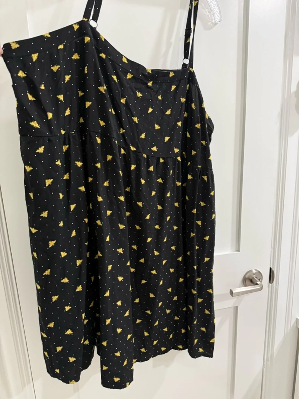 Torrid black lightweight dress w/ polka dot + bee pattern (fair) - Picture 3 of 12